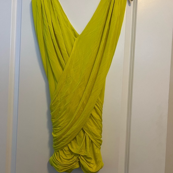 Bcbgmaxazria Neon Yellow cocktail dress. Size XS. Very good condition. - Picture 2 of 4